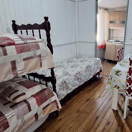 Villa CASA completa em TORRES-RS - O MELHOR CUSTO BENEFICIO na mais bela praia Gaúcha - Cozinha - Banheiro - Ar condicionado - Smart TV 32 Android Apps Youtube - Netflix - Prime Vídeo e Wi-Fi - Estacionamento - Acomoda até 10 pessoas - Anfitriã Superhost n Extérieur photo