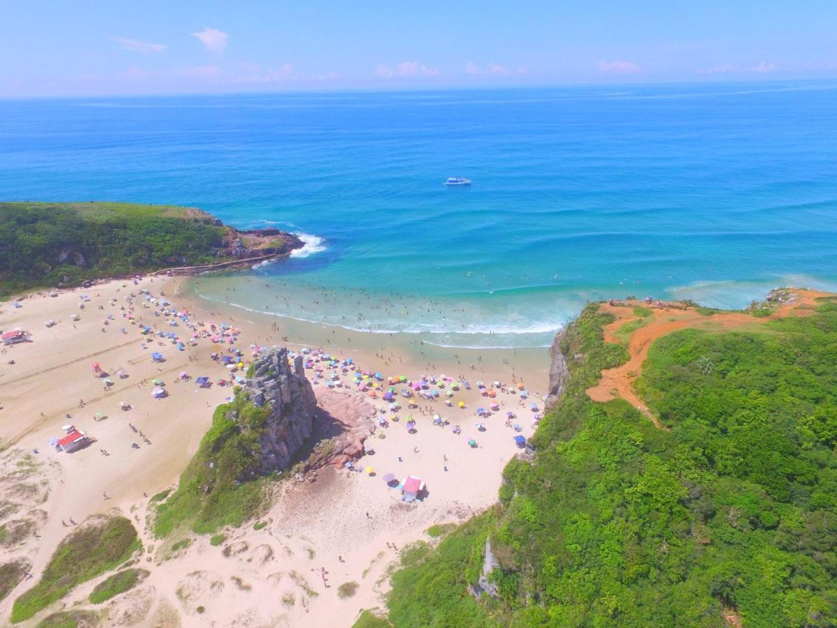 Villa CASA completa em TORRES-RS - O MELHOR CUSTO BENEFICIO na mais bela praia Gaúcha - Cozinha - Banheiro - Ar condicionado - Smart TV 32 Android Apps Youtube - Netflix - Prime Vídeo e Wi-Fi - Estacionamento - Acomoda até 10 pessoas - Anfitriã Superhost n Extérieur photo